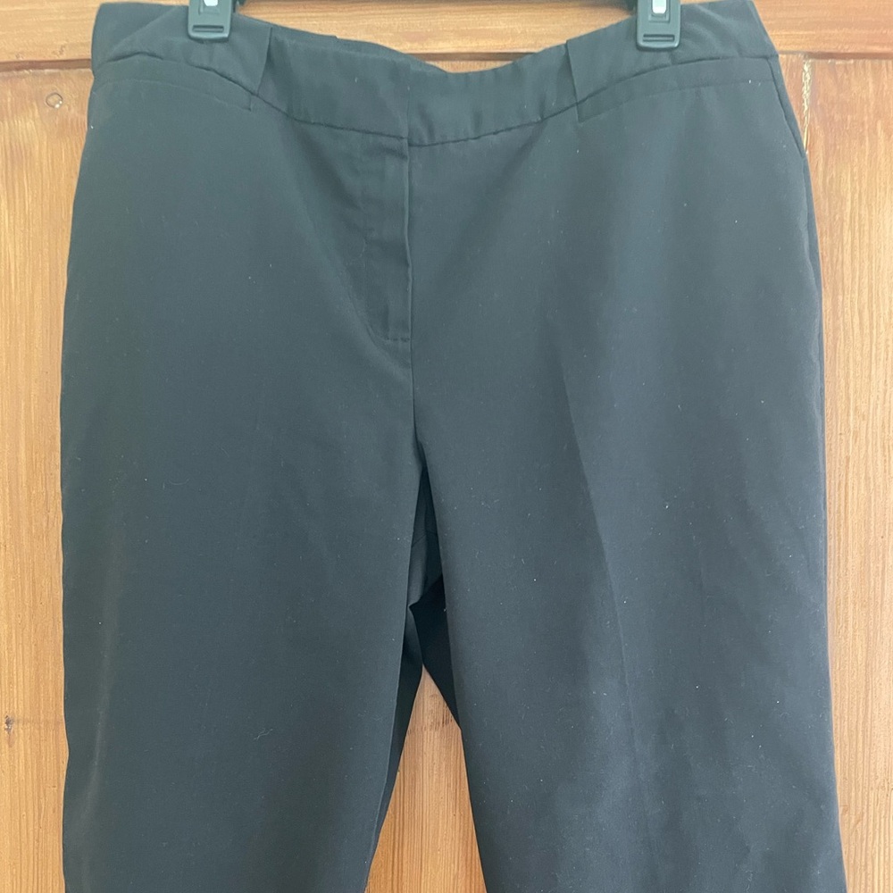 New Directions Black Stretch Capris Cropped Pants 14